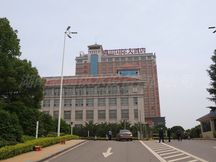 鑫田国际大酒店-恒压变频供水设备
